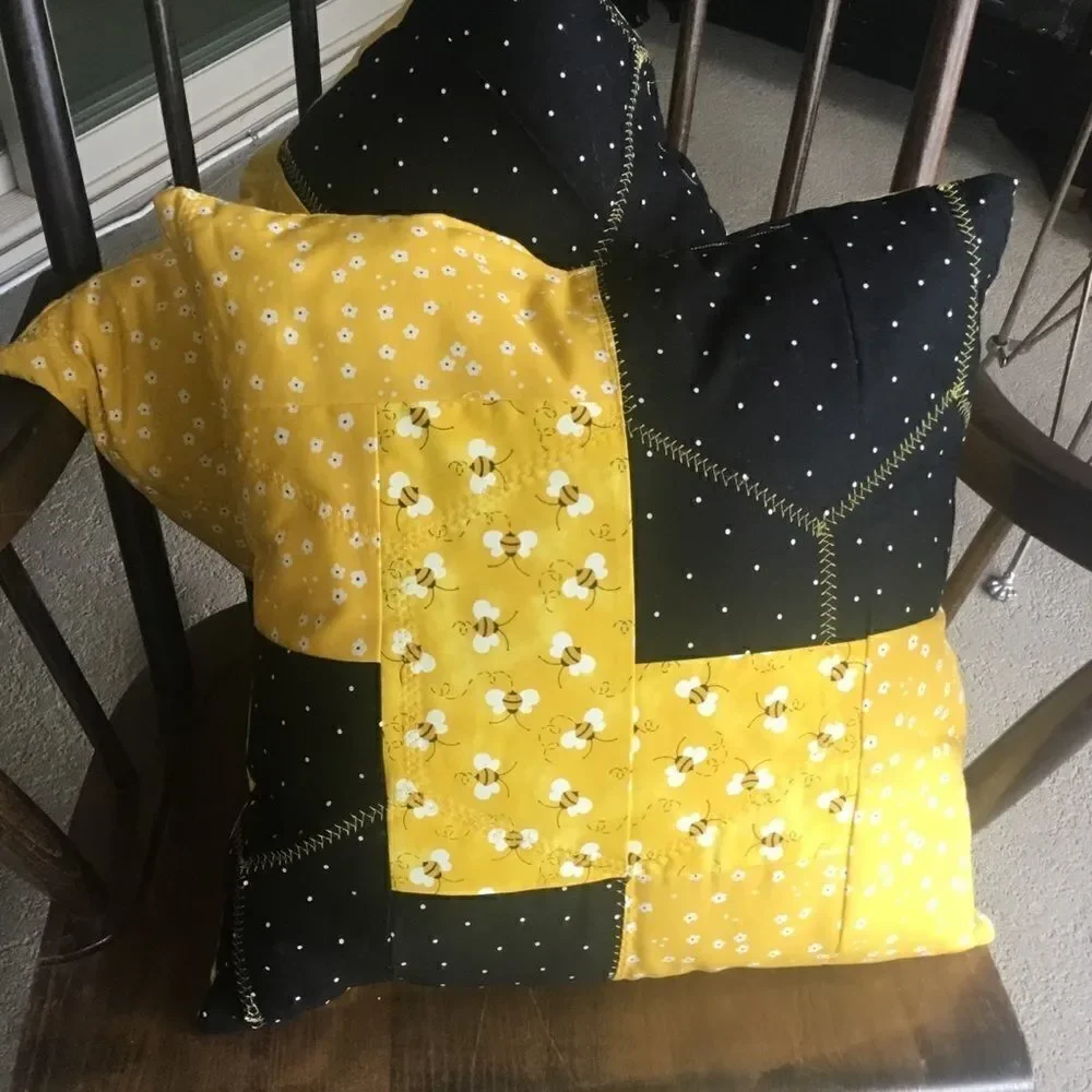 CLOSEOUT SALE $20NWT Set of Two Hand Crafted, Quilted “Bee Hive” Pillows.